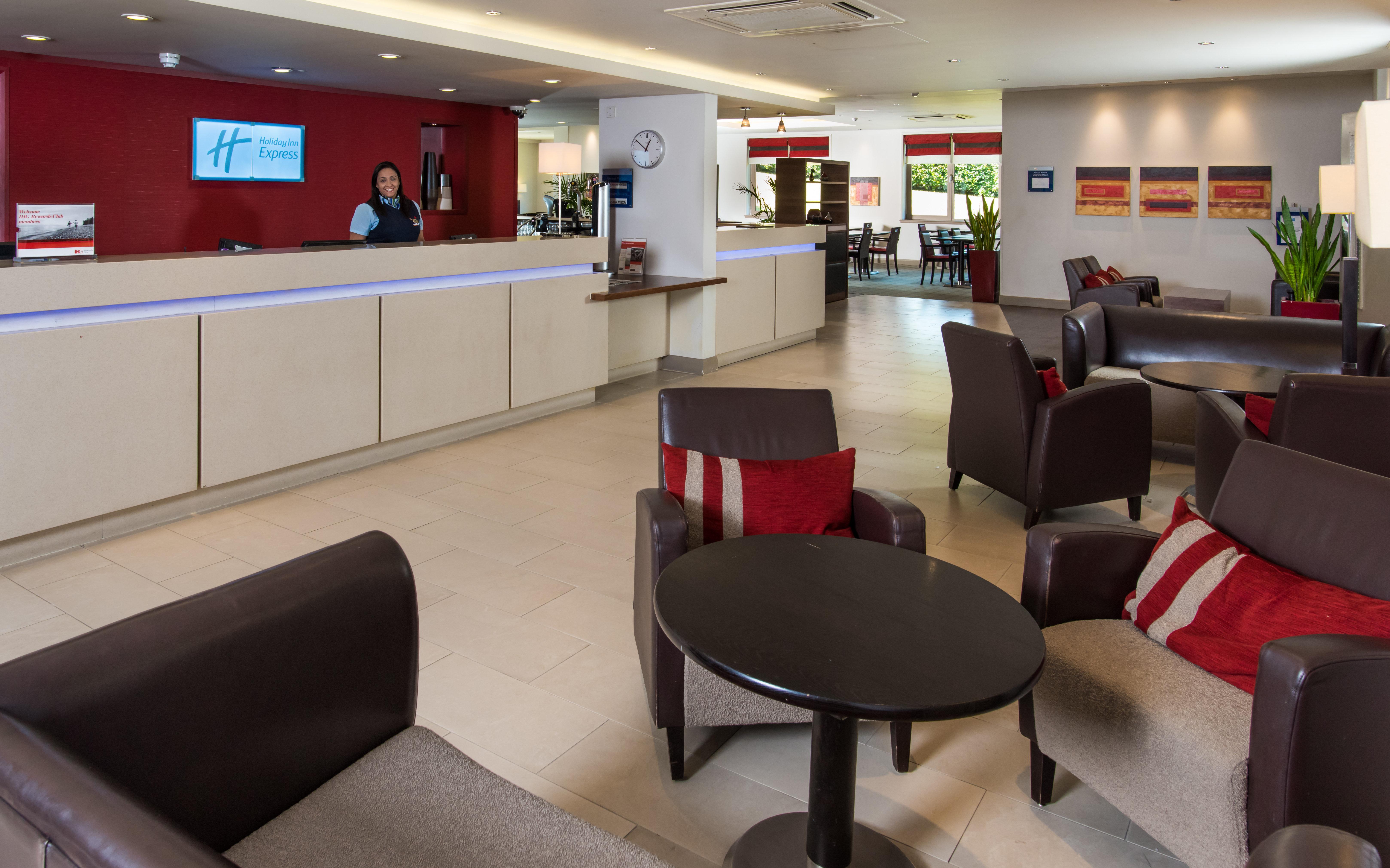Holiday Inn Express London - Dartford By Ihg Exterior foto