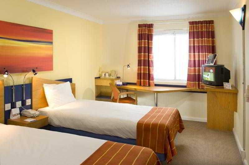Holiday Inn Express London - Dartford By Ihg Exterior foto